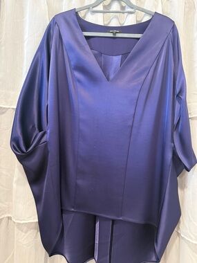 St. John Deep Purple Satin V-Neck Tunic